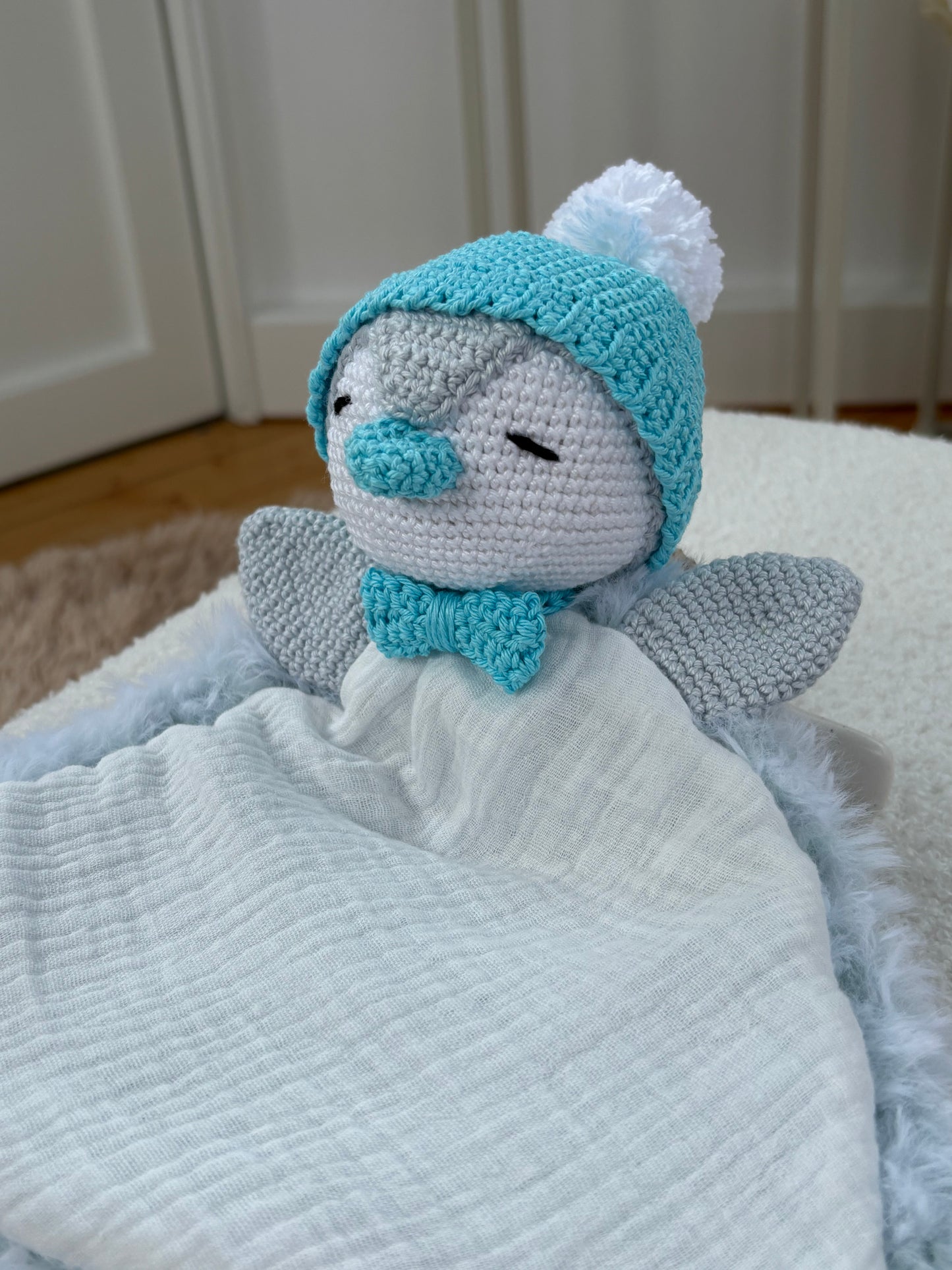 Nounou der Pinguin ᥫ᭡
